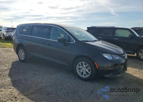 2017 Chrysler Pacifica Touring z USA, uszkodzony, nr VIN 2C4RC1DG2HR551883
